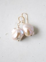 14KGF　baroque pearl  pierce 