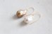 画像2: 14KGF　white＆brown baroquepearl pierce  (2)