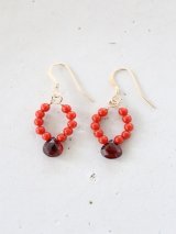 14KGF  coral garnet pierce