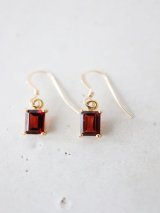 14KGF garnet pierce