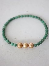 jade　bracelet