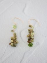 14KGF  peridot  greengarnet　pierce 