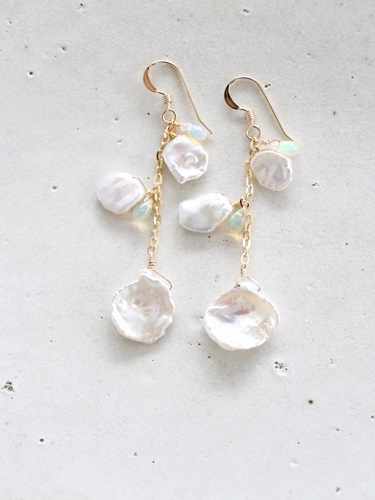 14KGF keshi pearl pierce 