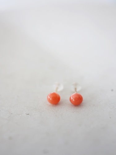 14KGF coral pink pierce 