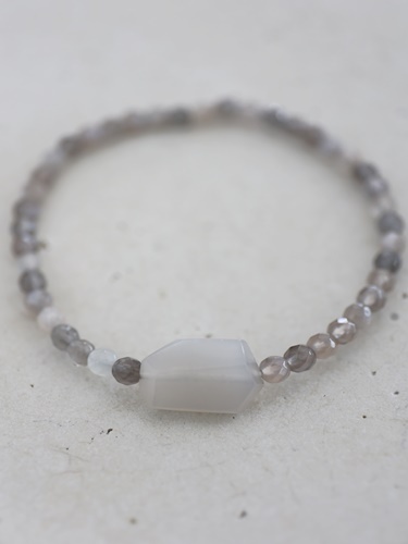  moonstone bracelet